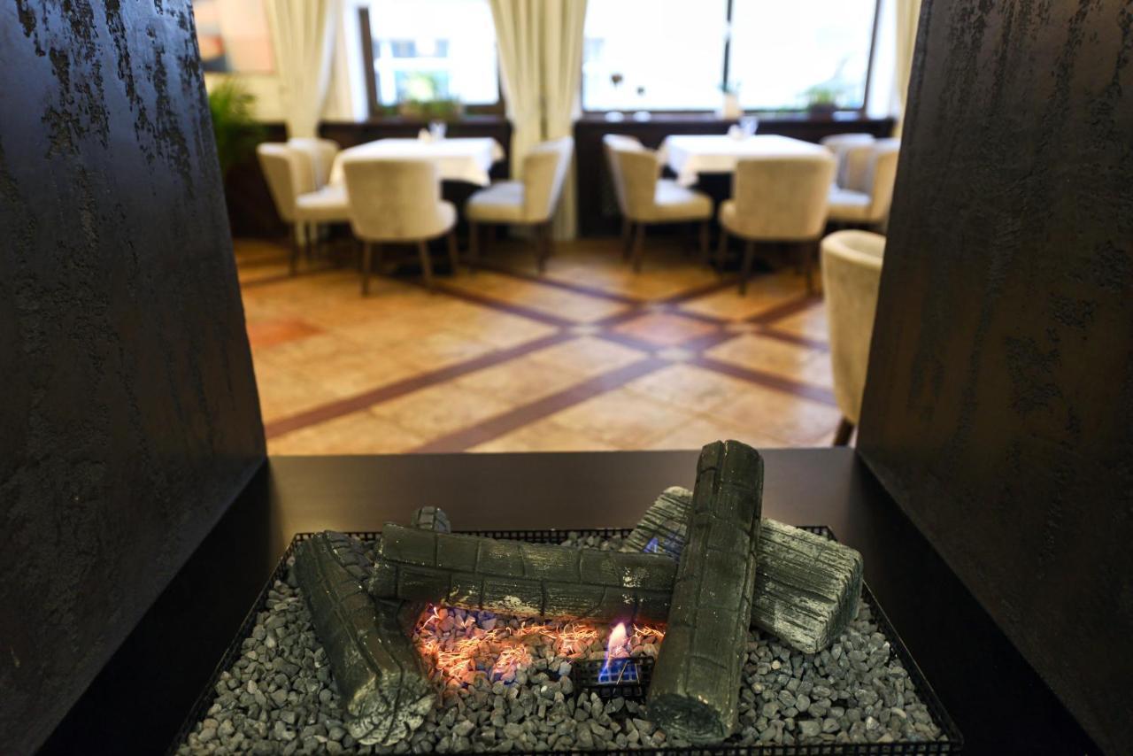 Hotel Zoloto Karpat
