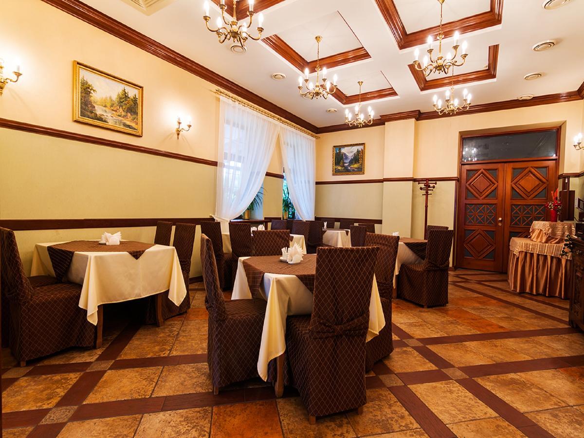 Zoloto Karpat 3* Stryi